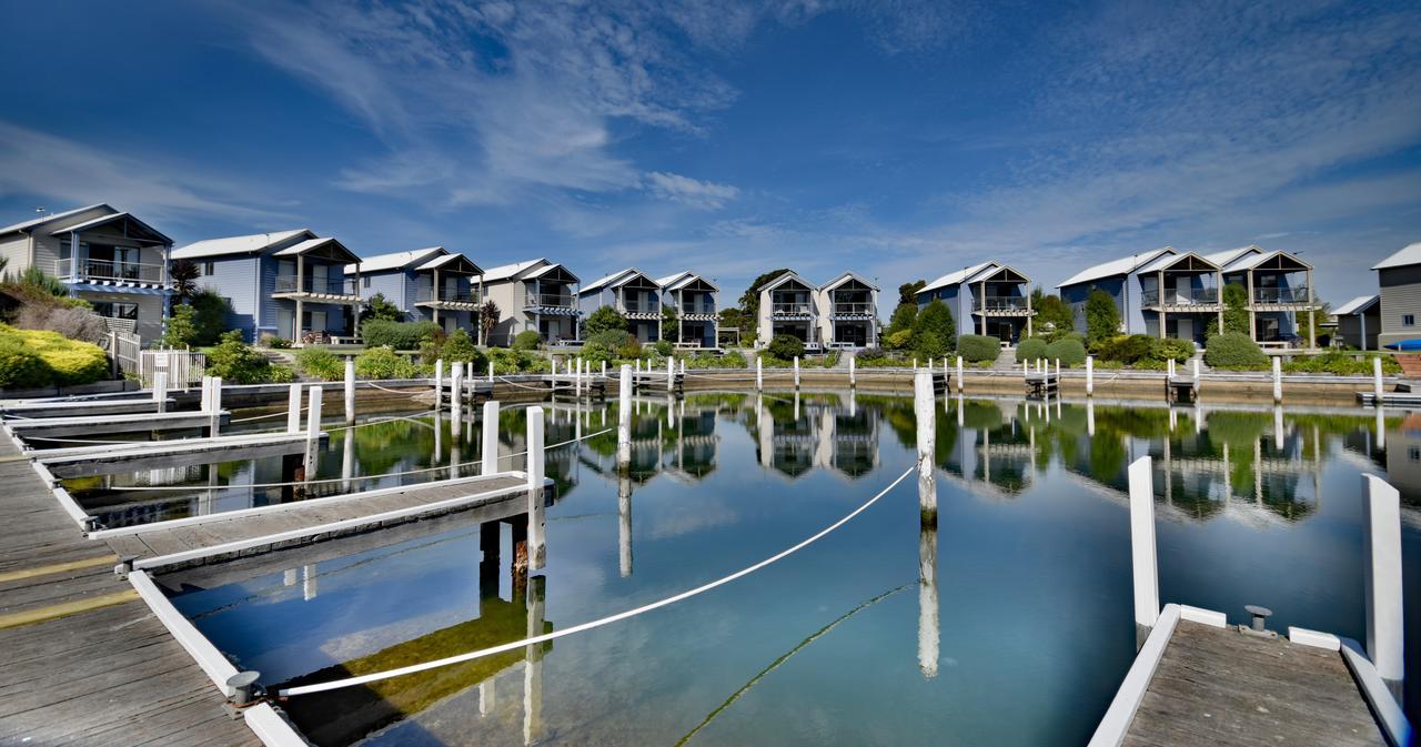 Captains Cove Resort - Waterfront Apartments Paynesville Exterior foto
